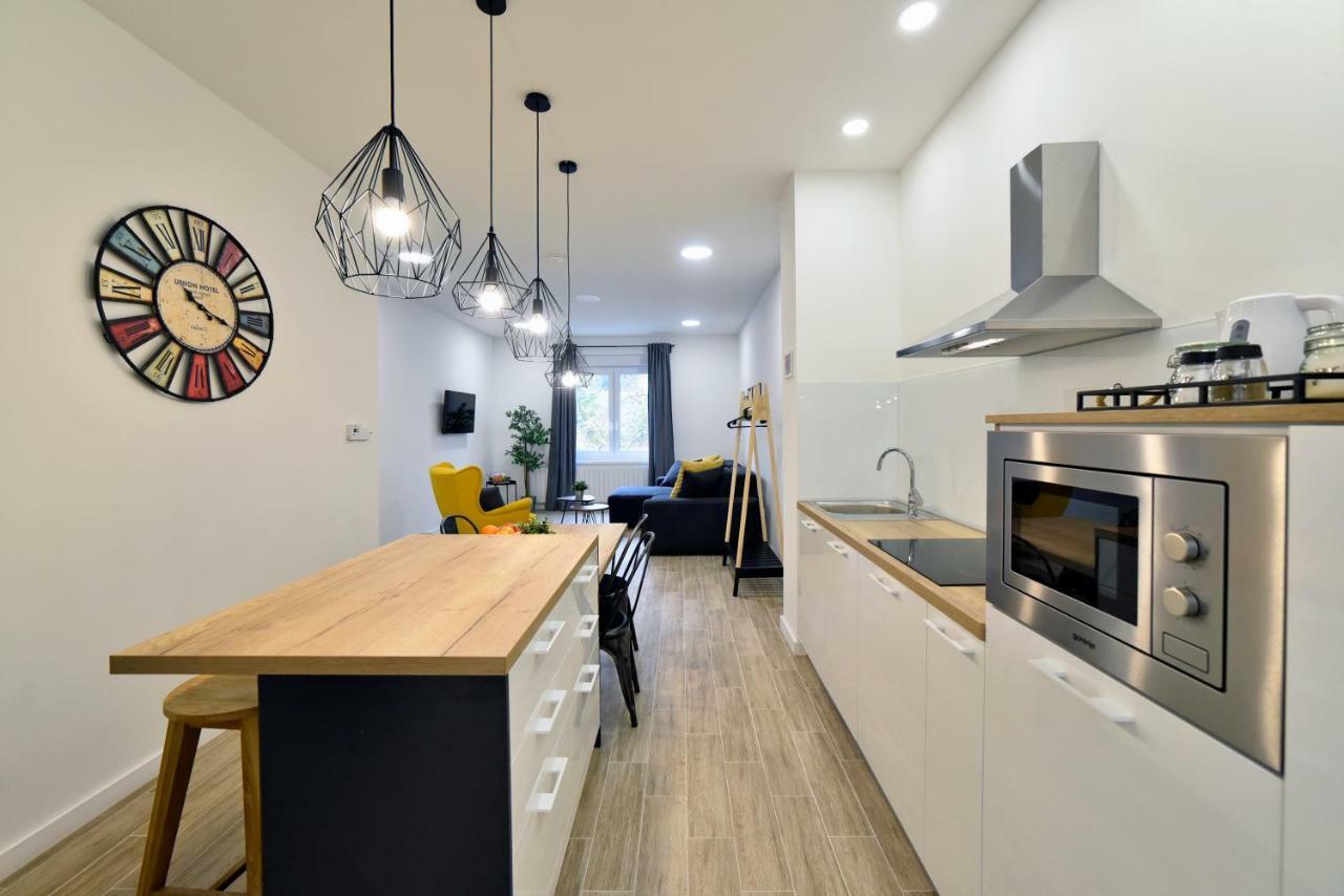 Fishnjak Apartments Zagrzeb Zewnętrze zdjęcie